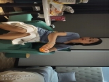 【最爱绿茶婊】酒店操良家骚熟女，长裙美腿风韵犹存，跪着深喉插嘴，穿着高跟鞋爆插