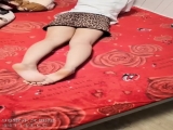 【最新封神❤️真实乱伦】★新★推到继母王阿姨❤️女主身材不错 小穴很漂亮 对白刺激感很强 附聊天记录 高清