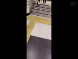 【スケベな尻を振り振り歩くミニスカ無防備美女Tちゃんを駅構内で発見！】電車に乗ったので後について乗車。スカート内をガッツリ盗撮。電車を降りてからも後をつけて自宅を確認、盗み撮り。カレシらしき男といやらしい事をしている。後日侵入し、睡眠姦にて