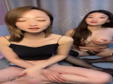 经典4P!❤️【泡泡小淘气】高颜值女主口爆~喝尿~爆菊~爸爸抓着两对大奶子疯狂爆输出❤️非常带劲~太销魂！