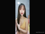 中国女孩在手机上成人直播秀.756
