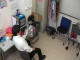 わずか数分で立場逆転？！ さっきまで涙目で許しを請うてた万引き妻がGメンが退室した途端、「シテあげてもいいよ」と上から目線で痴女責めしてくる逆レ●プ交渉 弘前綾香