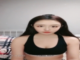 极品网红牙套美女！换上情趣装！吸吮大屌丝袜撕裆，翘起屁股后入猛顶，骑脸颜射爽翻天