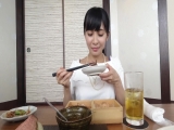 ミニ系淫乱爆乳人妻と中出し不倫！卒業すぐセレブ婚した若妻は、焦らして膨らんだ巨大生チ●ポを生膣でシゴいて潮吹き絶頂！浮気精子をたっぷり搾り取る寝取られ痴女ビッチと個人撮影