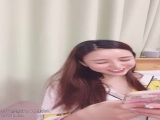 精品推荐！干净白虎美穴！极品尤物女神，每天多要秀看的观众受不了，振动棒插嫩穴，按住美腿侧入
