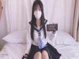 街溜子淫棍哥哥套路JK亲妹妹上床上来一炮