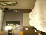 【侯小白】，酒店偷拍佳作，漂亮25岁小白领，兼职赚外快，胸大臀翘腰细，抠逼黑森林水汪汪