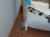 《重磅✅模特私拍㊙️泄密》学院派系列✅极品肥臀御姐顶级私拍~各种制服透明丝袜销魂扭臀~摄影师疯狂一指禅跪舔