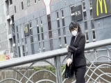 【リクスー姿の巨乳就活生】『就職内定率を上げる方法』教えますとナンパ！裸の男に動揺せずに面接をこなそうとするも、巨チンにモジモジしだし&hellip;。敏感マ●コからエロ汁止まらず生チ●ポ挿入を懇願！！