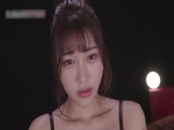 女优唯井真寻和大叔疯狂潮吹做爱身体的水分都喷光了