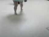 【真实原创】满足不了自己老婆，只能看着别人操她，被操尿了，心疼 